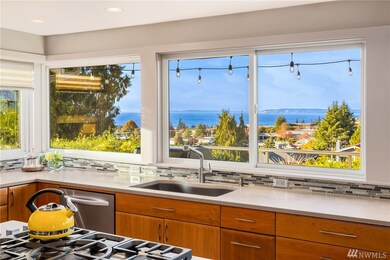 721 Walnut St, Edmonds, WA 98020 - photo 5