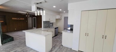 1629 Vista Real Dr, El Paso, TX 79935 - photo 7