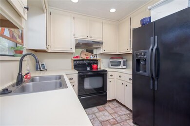 3604 Peregrine Dr, Norman, OK 73072 - photo 5