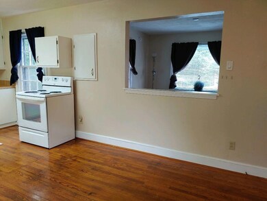 7 - Kitchen
