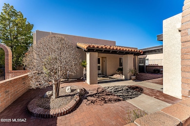 Front with courtyard