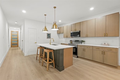 2333 Bethurum Ave, Dallas, TX 75215 - photo 6