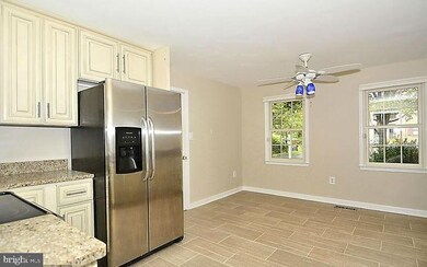 11416 Empire Ln, Rockville, MD 20852 - photo 6