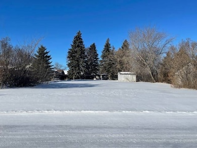 215 1st St SE, Rolla, ND 58367 - photo 3