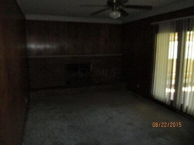 2667 Maywood Rd, Columbus, OH 43232 - photo 6