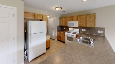 8468 N Center Park Dr SW unit 4, Byron Center, MI 49315 - photo 5