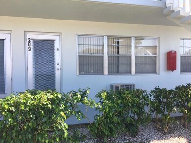 209 Windsor J, West Palm Beach, FL 33417 - photo 2