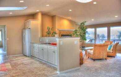 2204 SW Coast Ave, Lincoln City, OR 97367 - photo 5