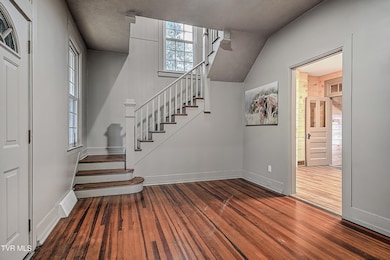 308 E Main St, Saltville, VA 24370 - photo 6