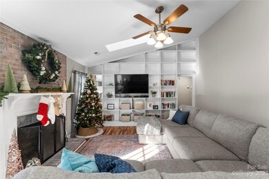 9110 Twin Trail Dr, Huntersville, NC 28078 - photo 6