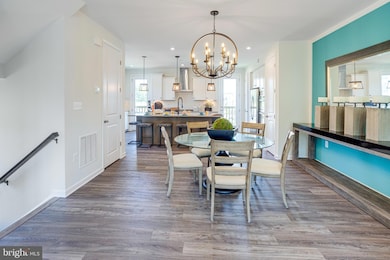 3982 Shire Meadow Ln, Triangle, VA 22172 - photo 4