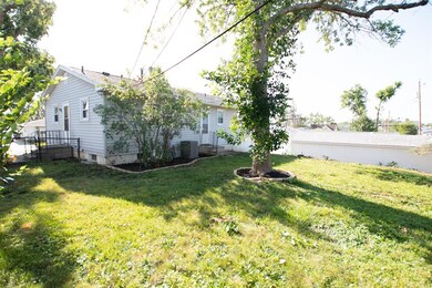 310 La Salle Dr SW, Cedar Rapids, IA 52404 - photo 7