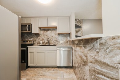 1100 Governors Dr unit 19, Winthrop, MA 02152 - photo 2