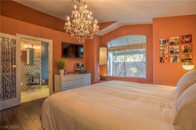 9875 Pioneer Ave, Las Vegas, NV 89117 - photo 3