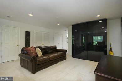 802 Emory Ct, Odenton, MD 21113 - photo 5