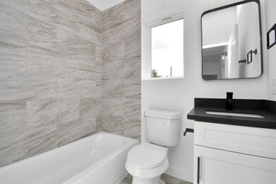 8418 Observatory St unit B, Houston, TX 77088 - photo 3