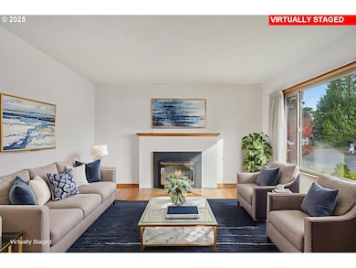 3425 SE 159th Ave, Portland, OR 97236 - photo 4