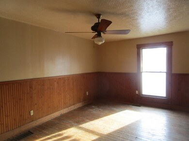 314 Steele St, Frankfort, KY 40601 - photo 4