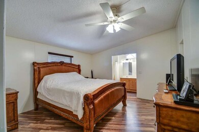 master bed-1