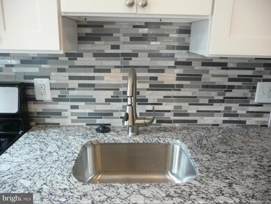 5425 C St SE, Washington, DC 20019 - photo 7