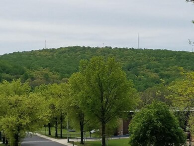 Picturesque mountain view.
