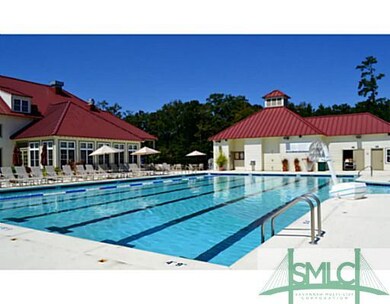 Swimming Pool/Hot Tub/Sauna.