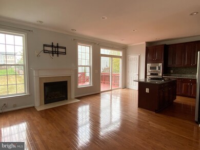 2240 Henry Watts Loop, Woodbridge, VA 22191 - photo 7