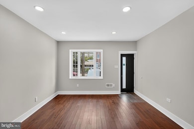 2020 E Cumberland St, Philadelphia, PA 19125 - photo 5