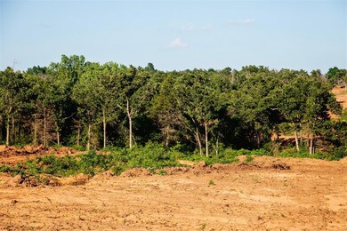 008 S Midwest Blvd, Guthrie, OK 73044 - photo 3