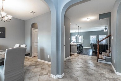 1807 Silver Oak Dr, Gainesville, TX 76240 - photo 5