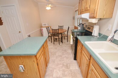 38 Swift Run Dr, Sicklerville, NJ 08081 - photo 5