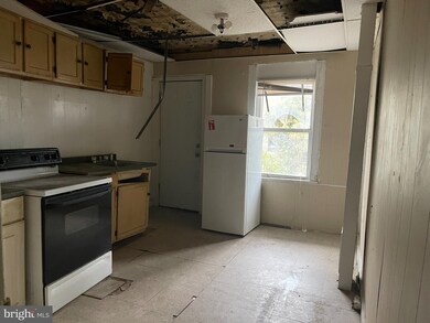 1639 Mckean Ave, Baltimore, MD 21217 - photo 4
