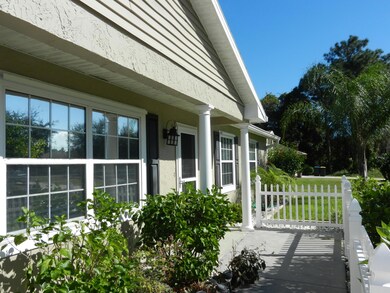 Front Walkway/Entry