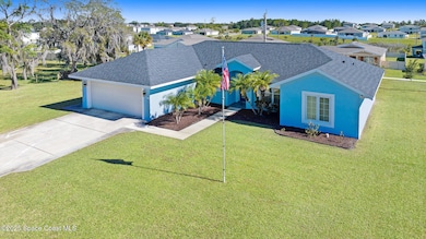 445 Lakeview Ave, Titusville, FL 32796 - photo 2