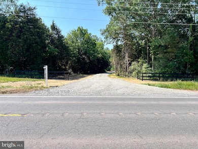 5451 Catlett Rd, Midland, VA 22728 - photo 3