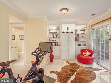 4678 Kell Ln, Alexandria, VA 22311 - photo 6