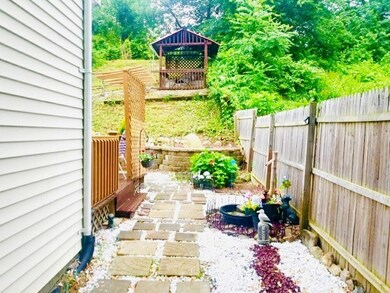 110 Brooks St unit B, Worcester, MA 01606 - photo 2