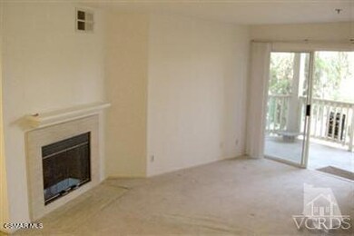 Oak Run Trail living room