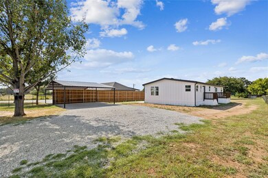 559 Je Woody Rd, Springtown, TX 76082 - photo 3