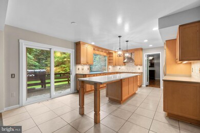 2110 Harbor Dr, Annapolis, MD 21409 - photo 5