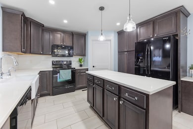 9811 W Maxwell, Wichita, KS 67215 - photo 4