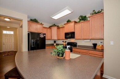 990 Laguna Ln, Pingree Grove, IL 60140 - photo 6