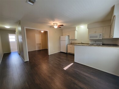 845 Beverly St unit 11, Houston, TX 77007 - photo 5