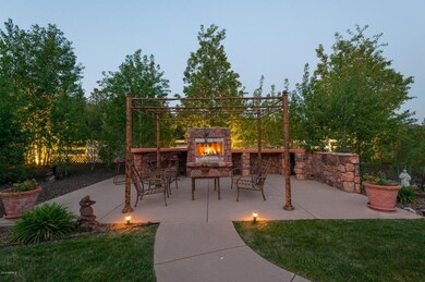 4.Enjoy Summer Nights