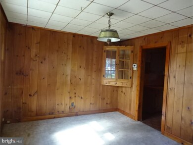 212 E 5th St, Bernville, PA 19506 - photo 5