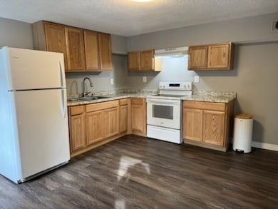 33 Oak St, Derby, CT 06418 - photo 6