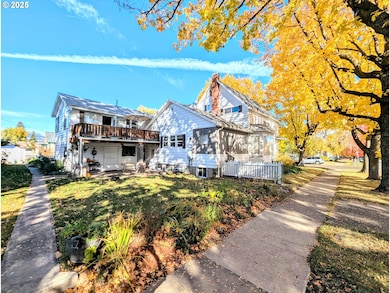 1802 3rd St, La Grande, OR 97850 - photo 3