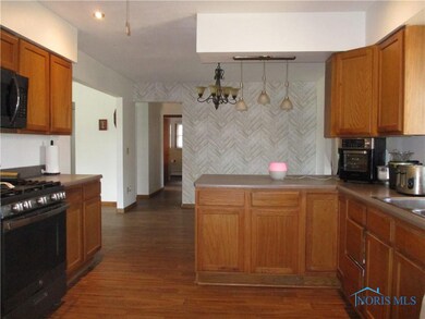 200 Taylor Dr, West Unity, OH 43570 - photo 7