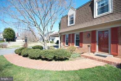 4705 Rams Head Ct, Rockville, MD 20853 - photo 2
