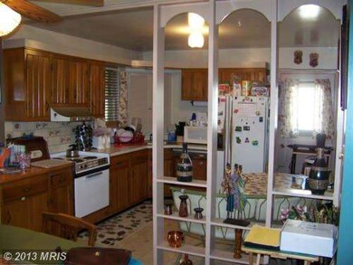 411 Millwoof Dr, Capitol Heights, MD 20743 - photo 6